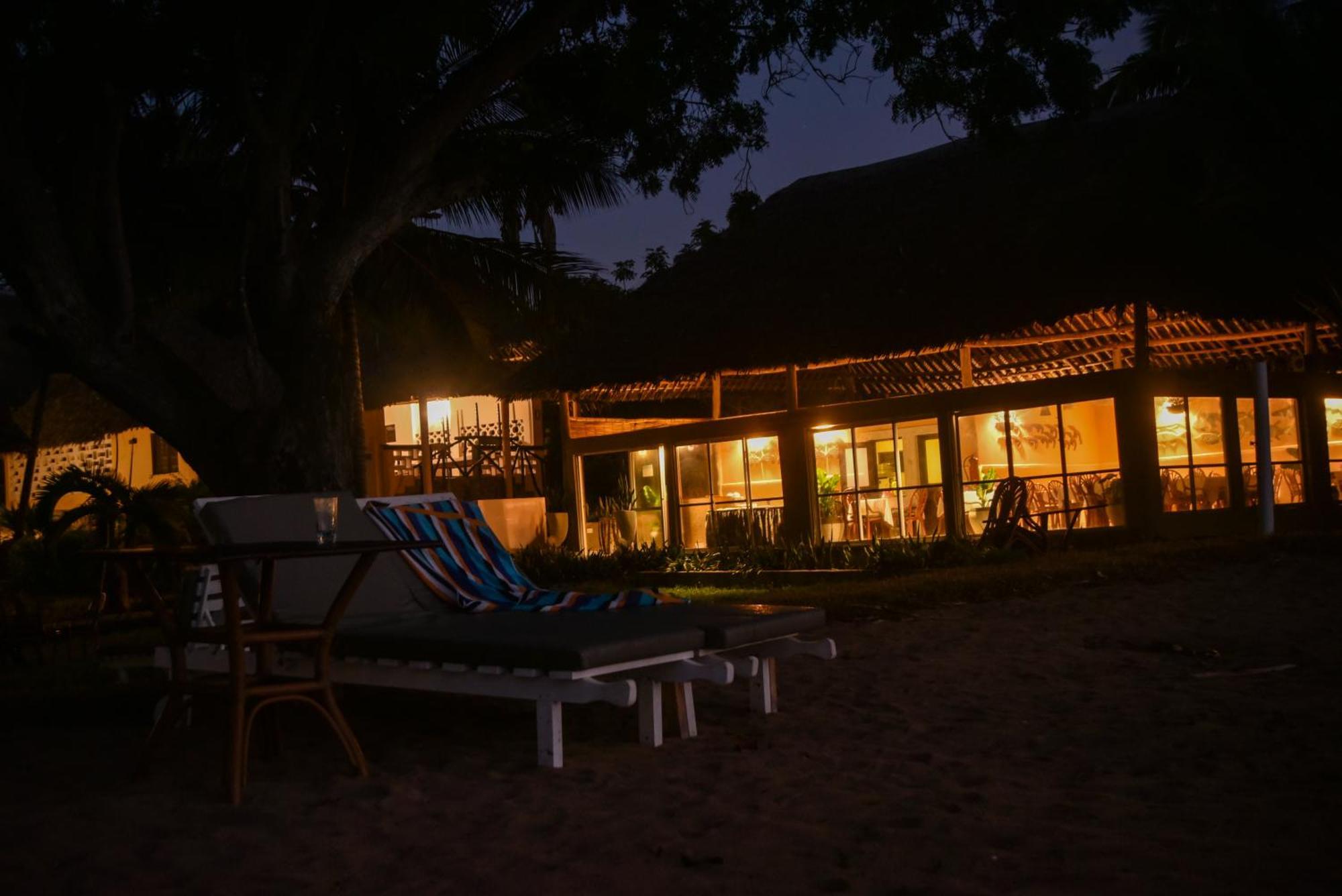 דיאני ביץ' Coral Beach Resort מראה חיצוני תמונה
