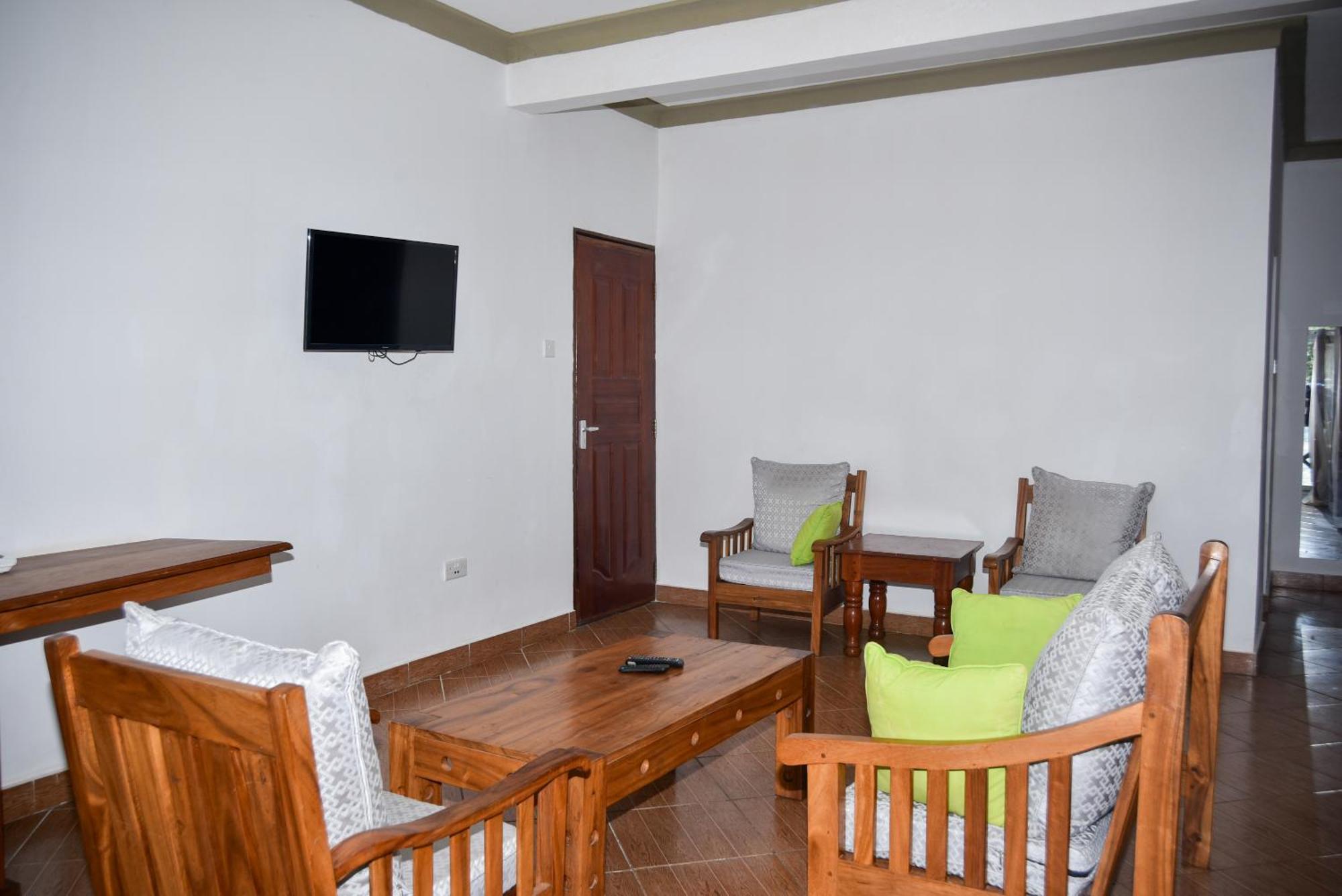דיאני ביץ' Coral Beach Resort מראה חיצוני תמונה